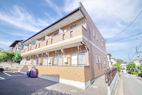 M.T.ヒルハイツの物件外観写真